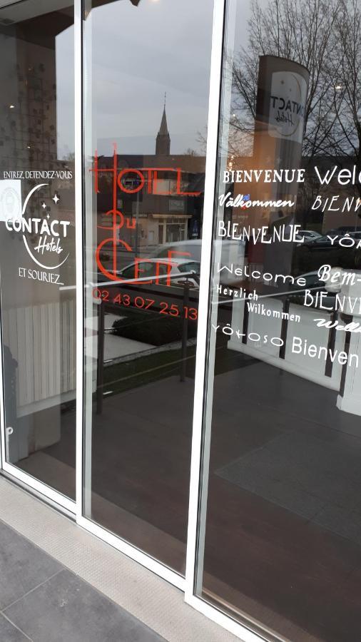 Contact Hotel Du Cerf Château-Gontier Esterno foto